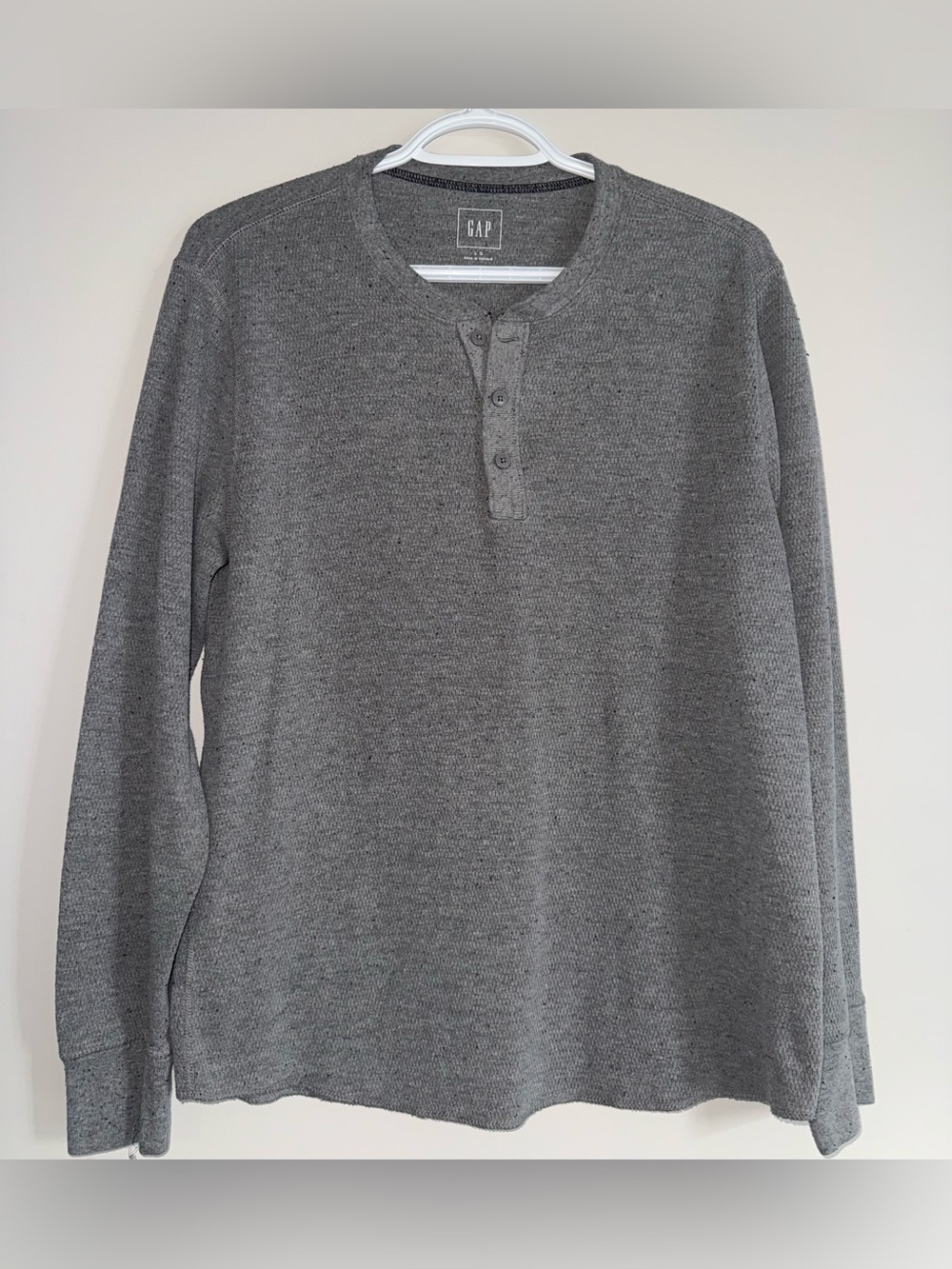 GAP Men's Gray Thermal Henley Long Sleeve
